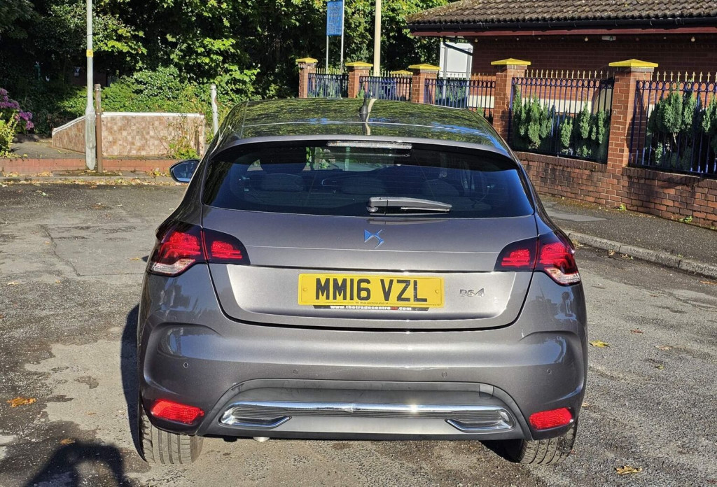 DS AUTOMOBILES DS 4