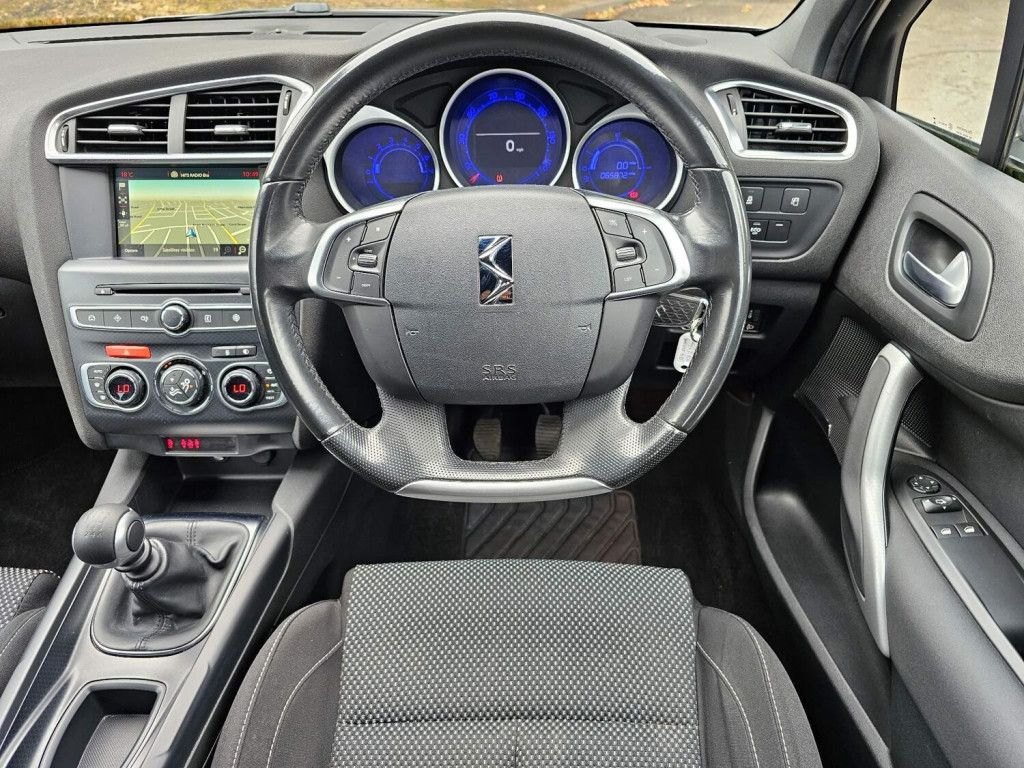DS AUTOMOBILES DS 4
