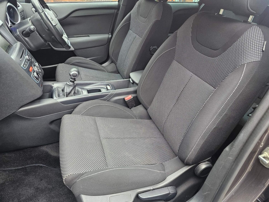 DS AUTOMOBILES DS 4