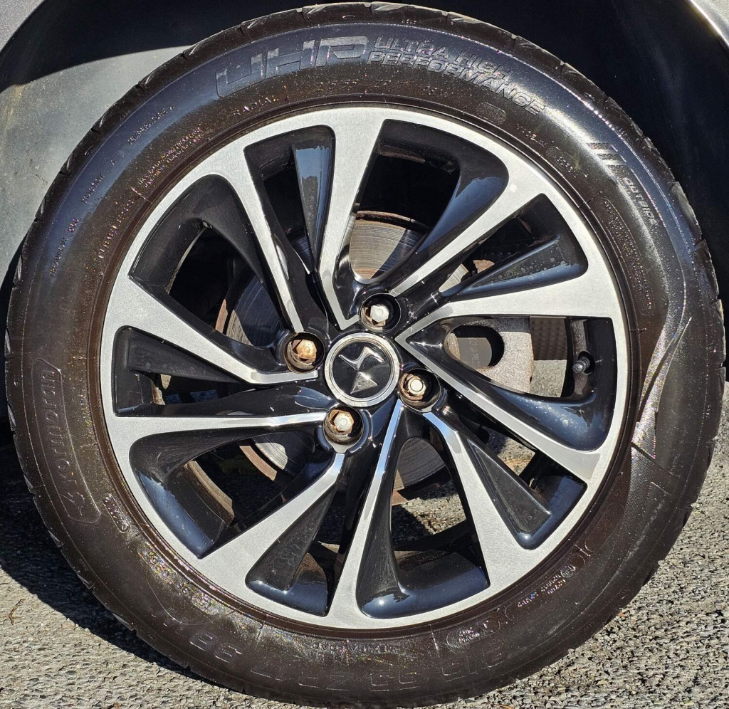 DS AUTOMOBILES DS 4