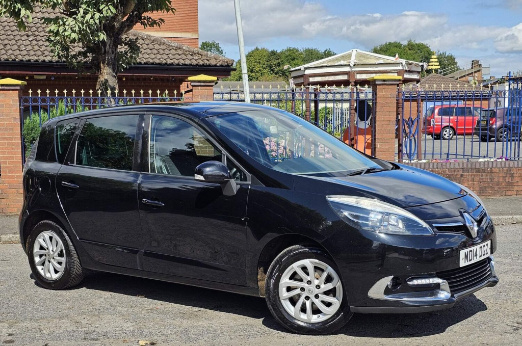 RENAULT SCENIC