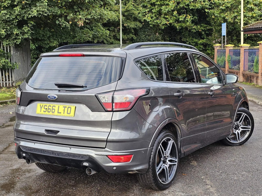FORD KUGA