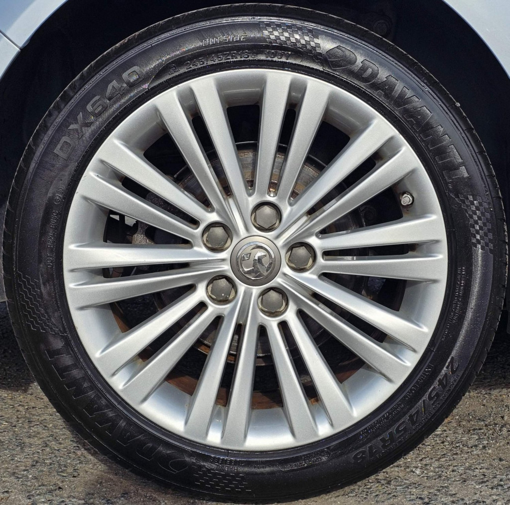 VAUXHALL INSIGNIA