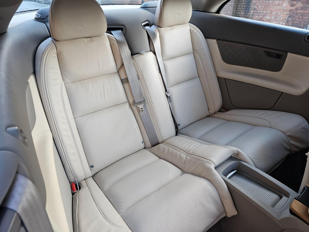 VOLVO C70