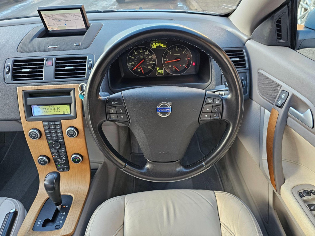 VOLVO C70
