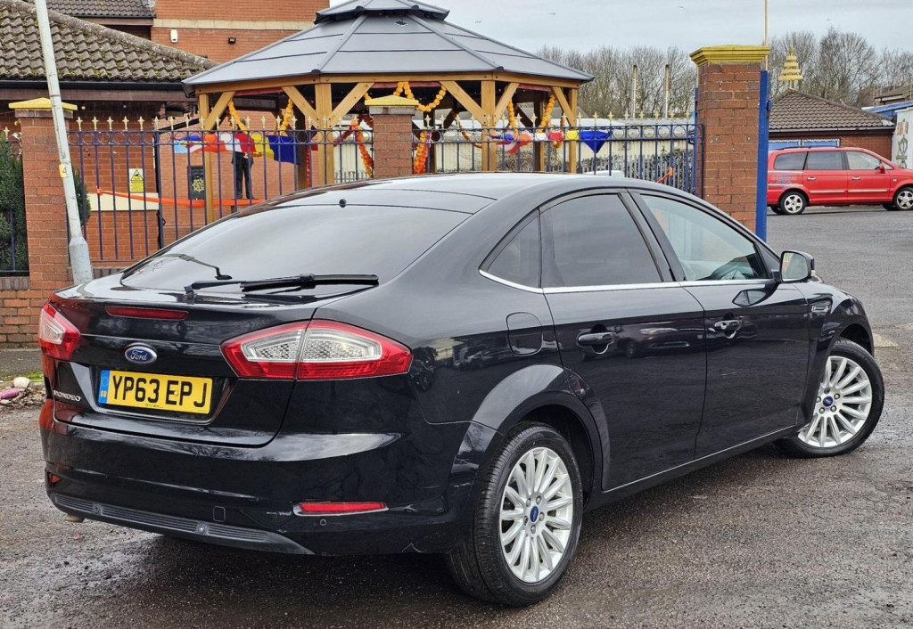 FORD MONDEO