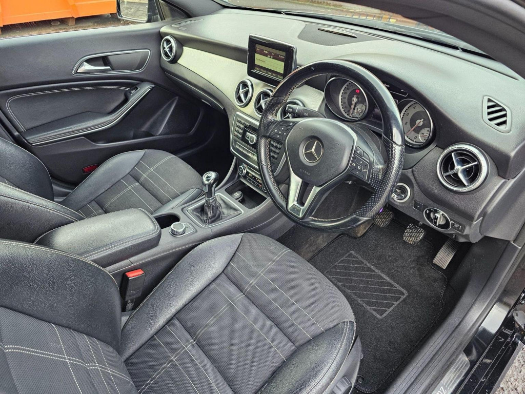 MERCEDES-BENZ