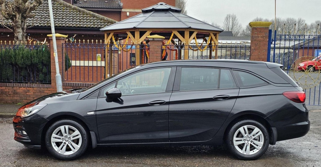 VAUXHALL ASTRA