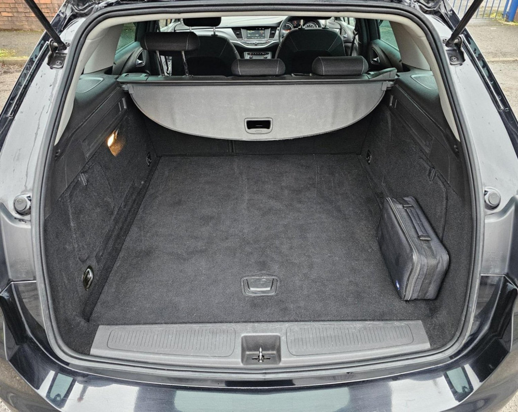 VAUXHALL ASTRA