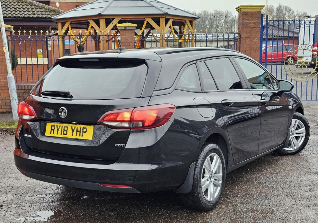 VAUXHALL ASTRA