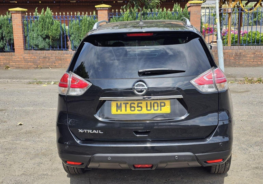 NISSAN X-TRAIL
