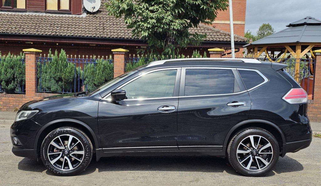 NISSAN X-TRAIL