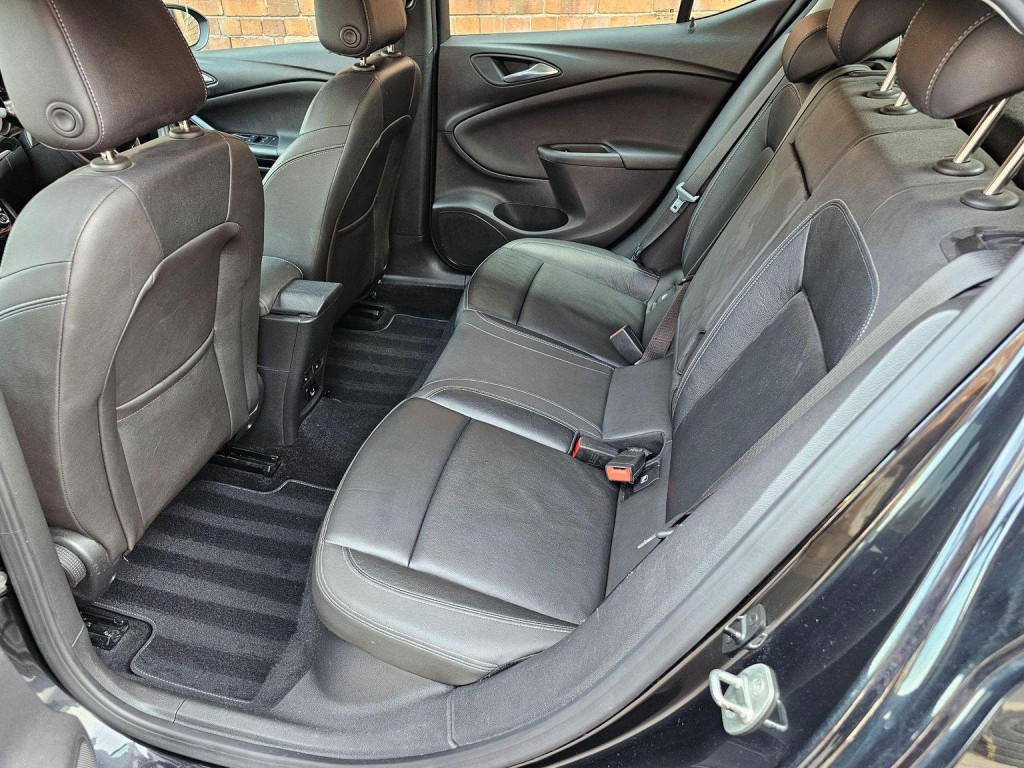 VAUXHALL ASTRA