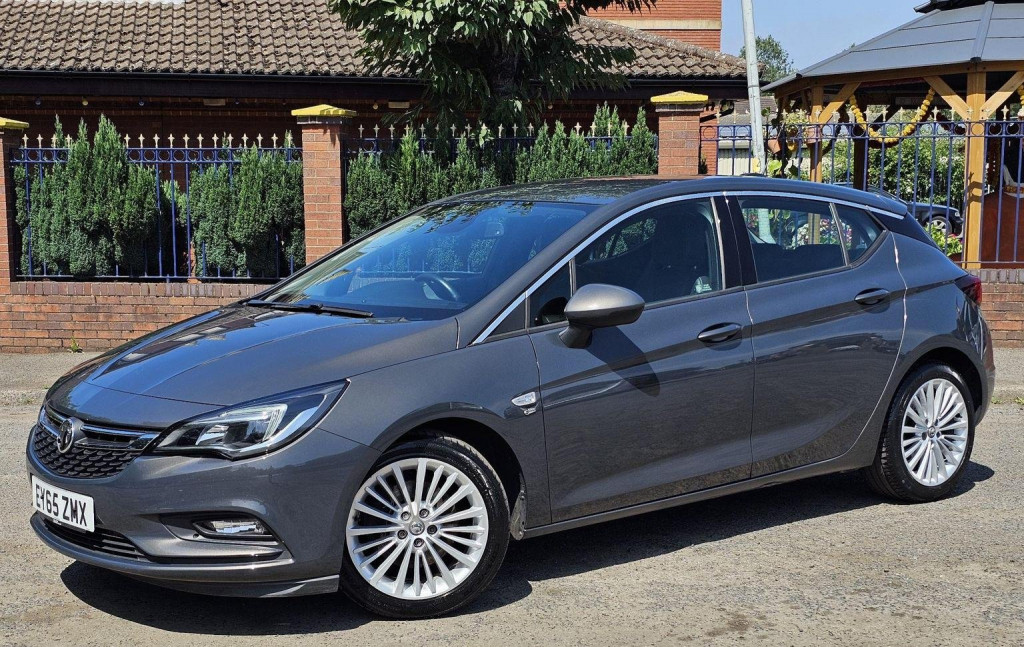 VAUXHALL ASTRA