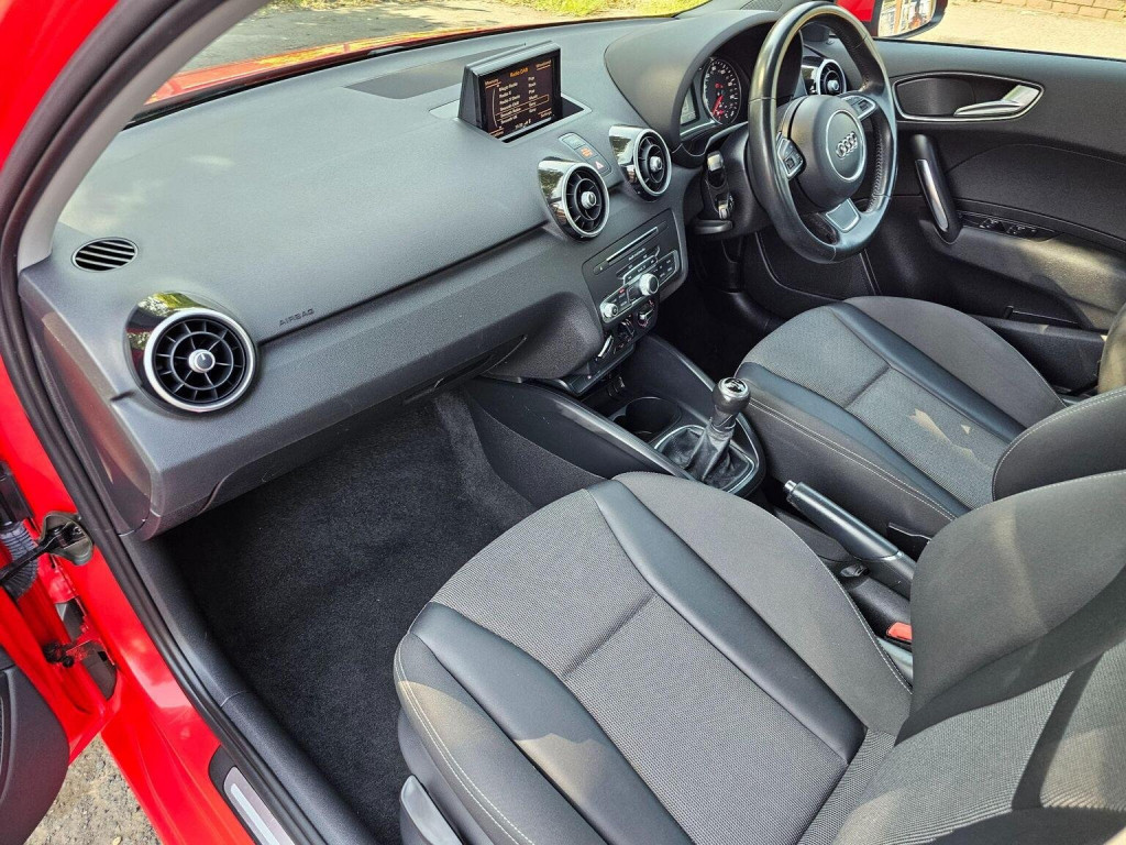 AUDI A1