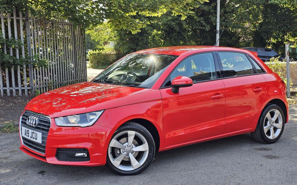 AUDI A1