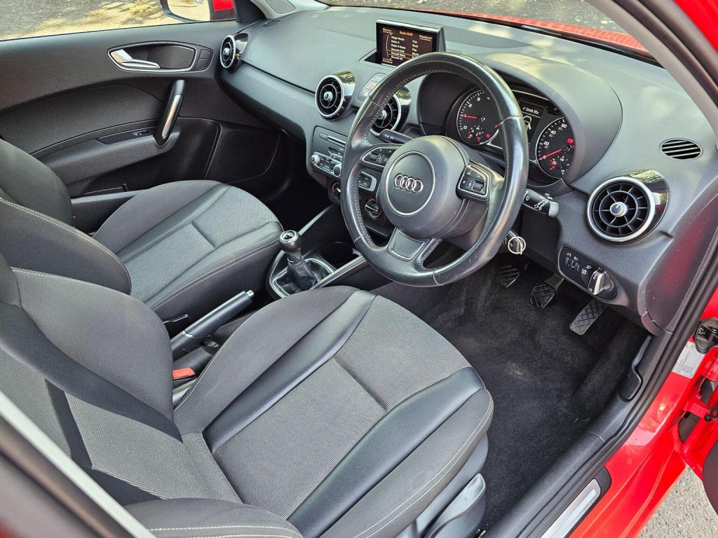 AUDI A1