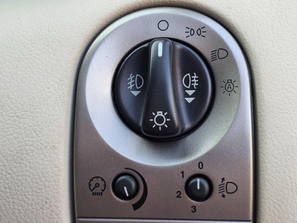 JAGUAR X-TYPE