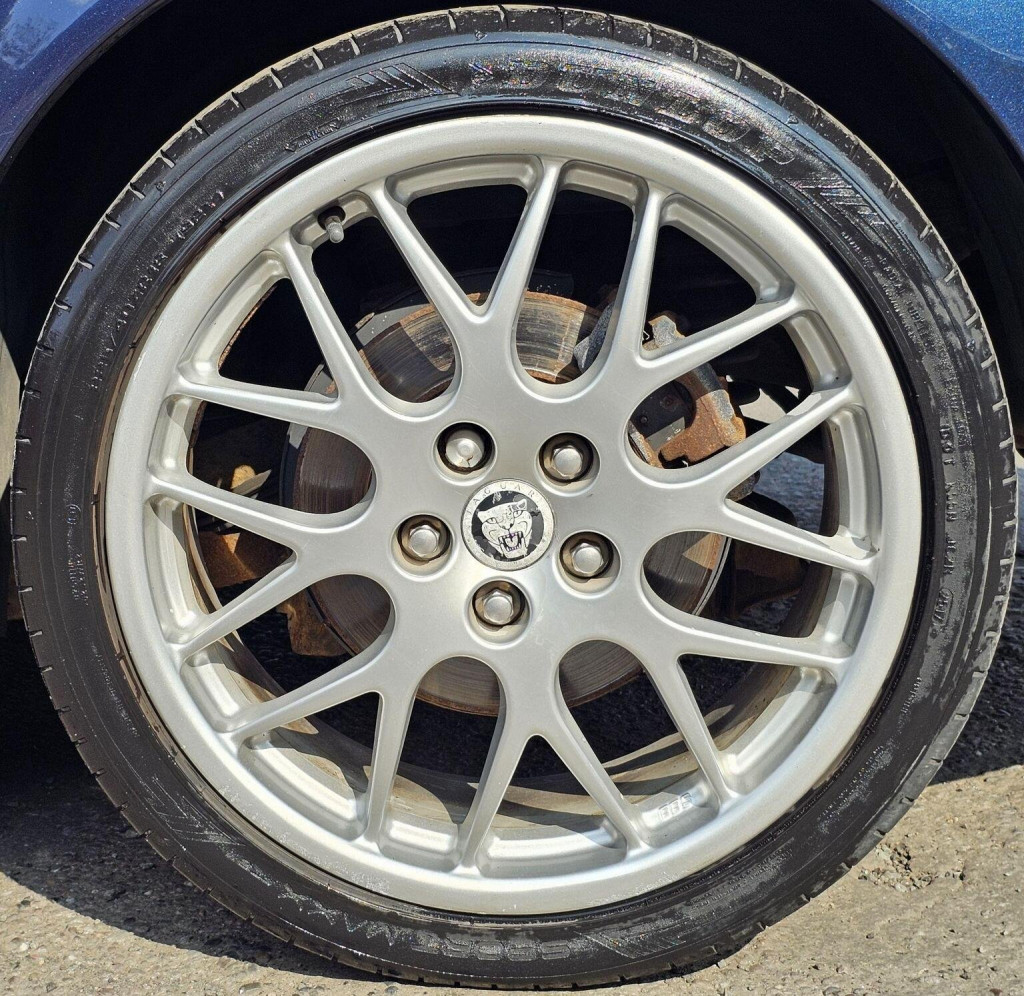 JAGUAR X-TYPE