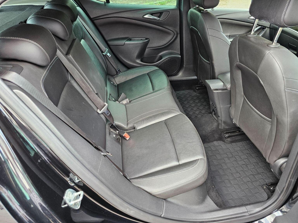 VAUXHALL ASTRA
