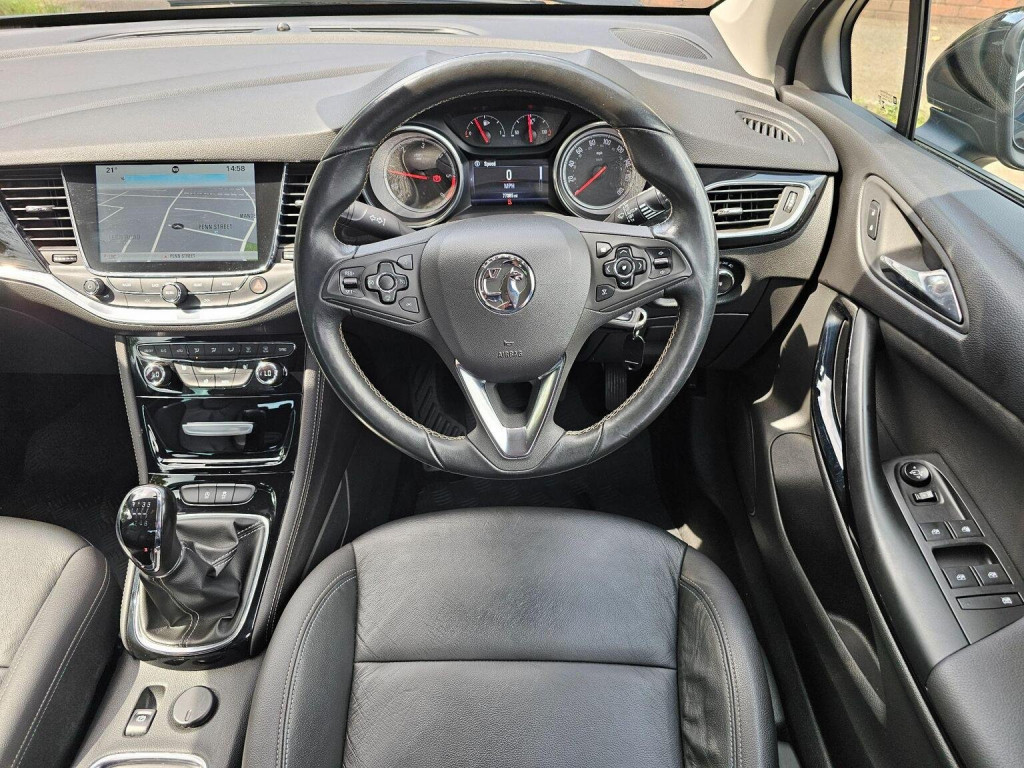 VAUXHALL ASTRA