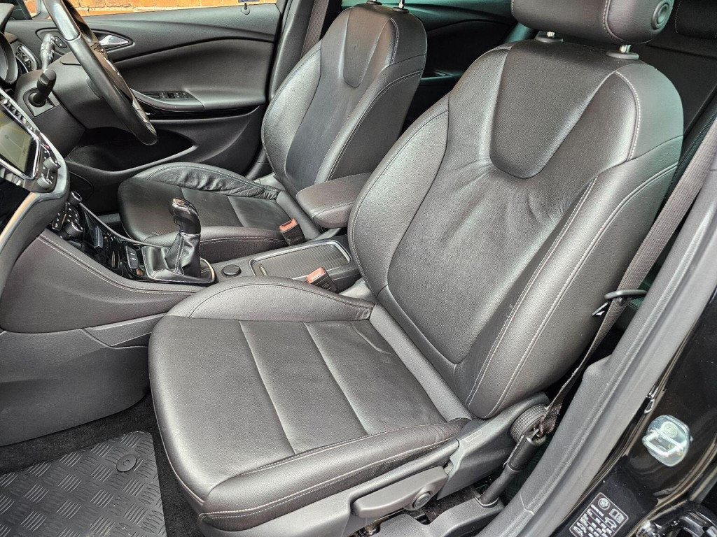 VAUXHALL ASTRA