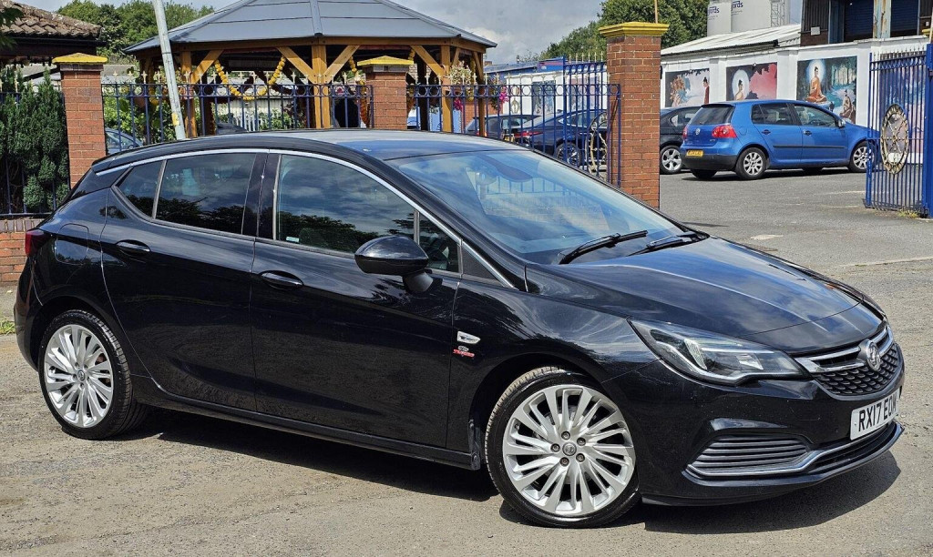 VAUXHALL ASTRA