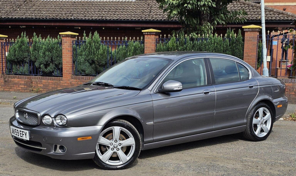 JAGUAR X-TYPE