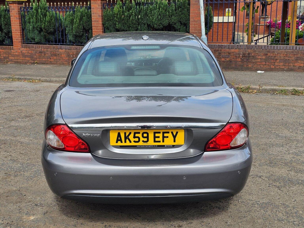 JAGUAR X-TYPE
