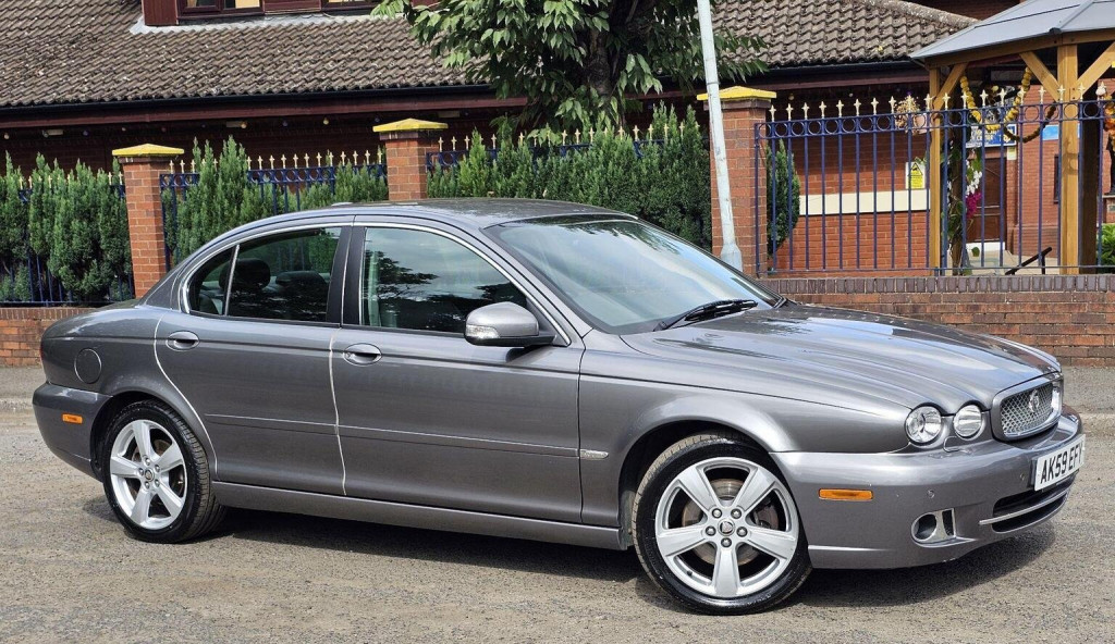 JAGUAR X-TYPE