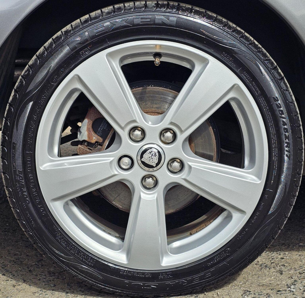 JAGUAR X-TYPE