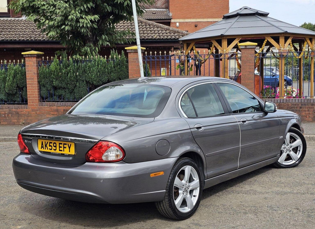JAGUAR X-TYPE