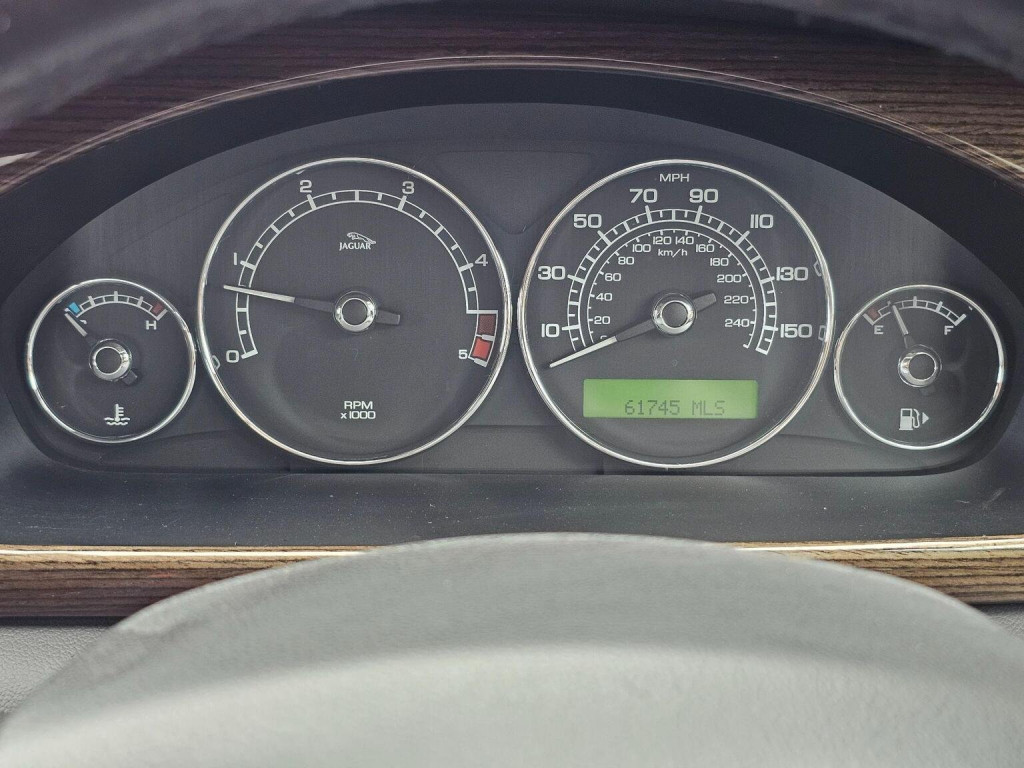 JAGUAR X-TYPE