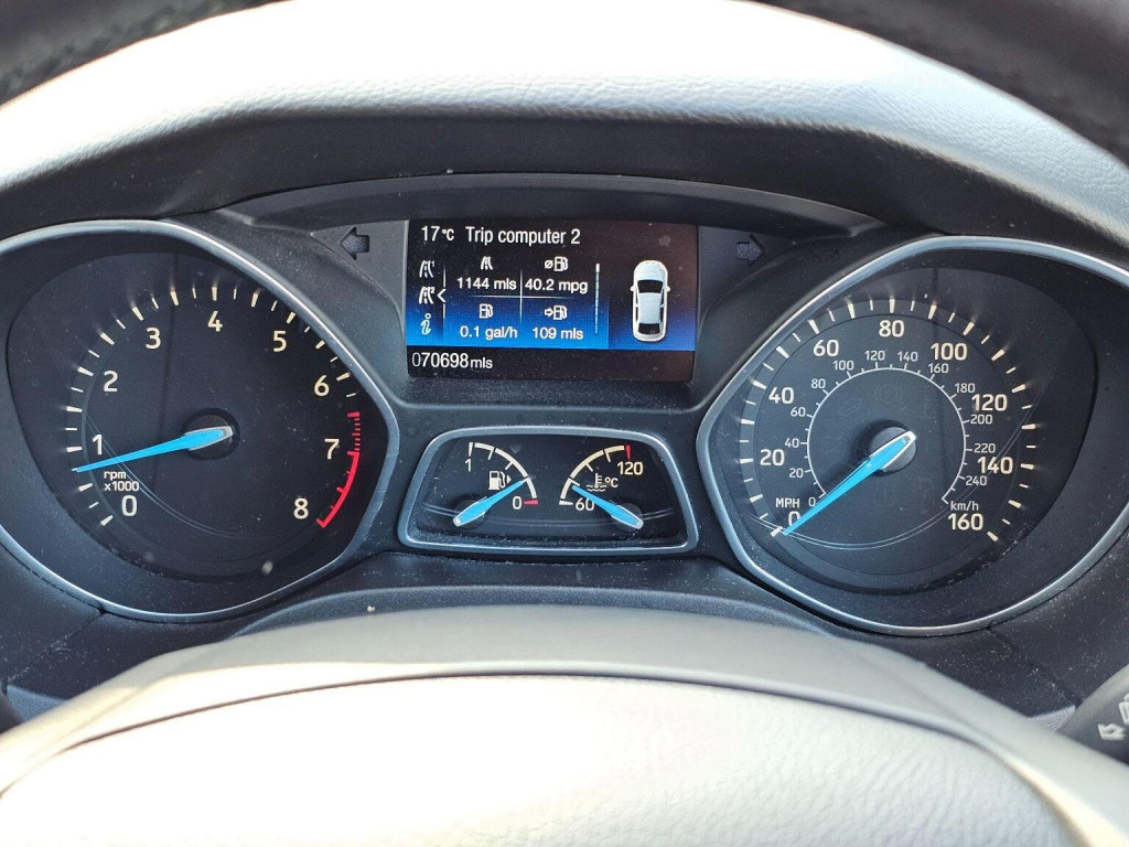 FORD FOCUS