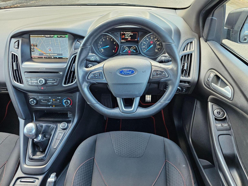 FORD FOCUS