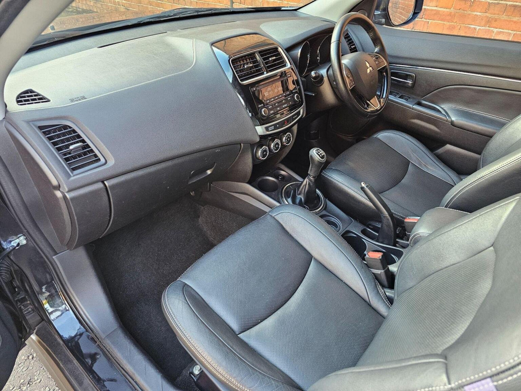 MITSUBISHI ASX