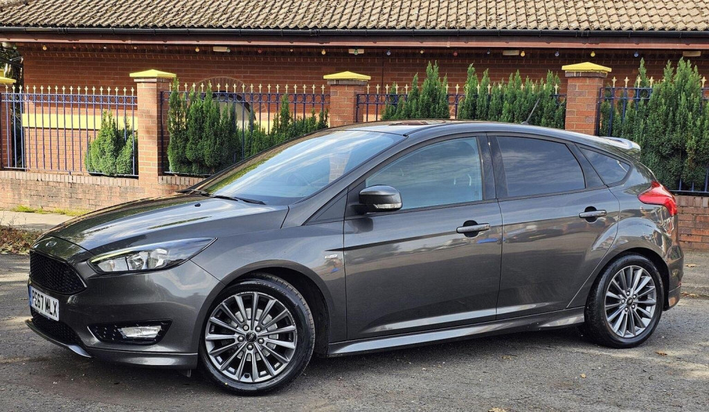 FORD FOCUS
