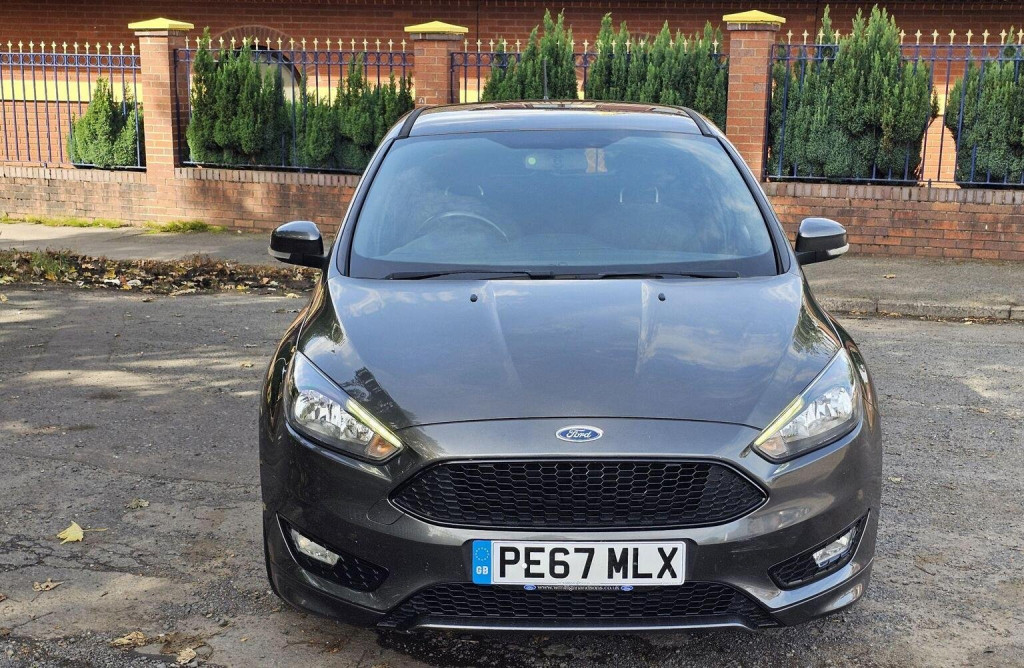 FORD FOCUS