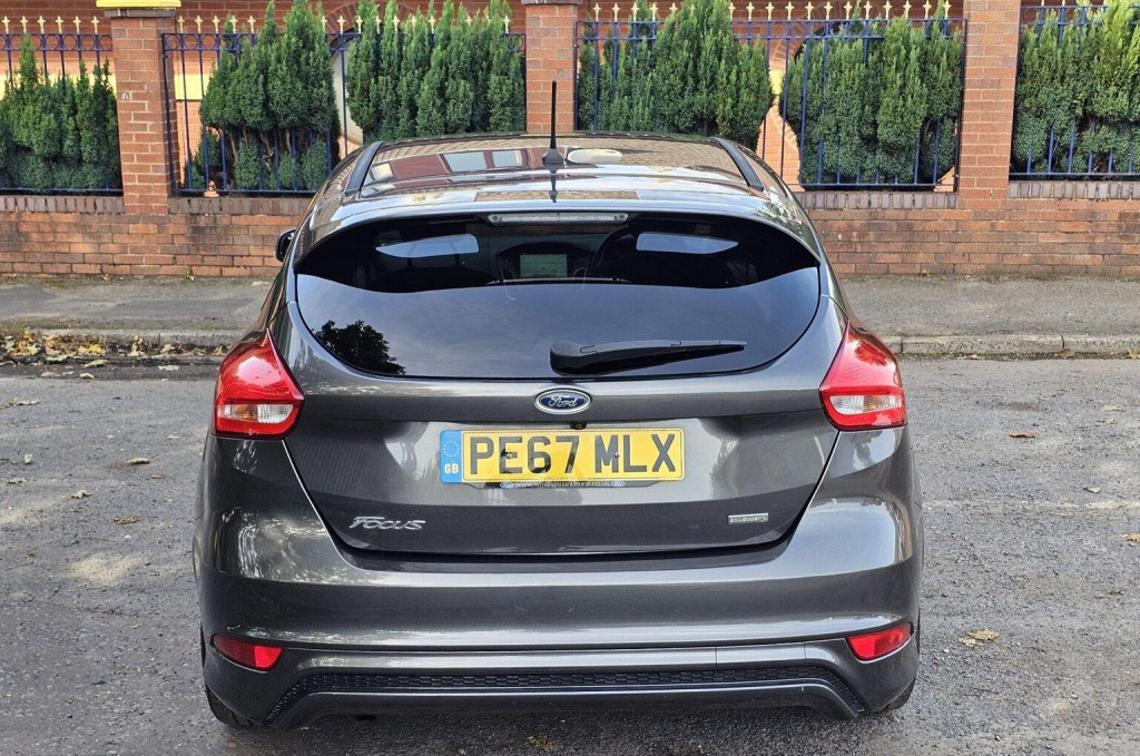 FORD FOCUS