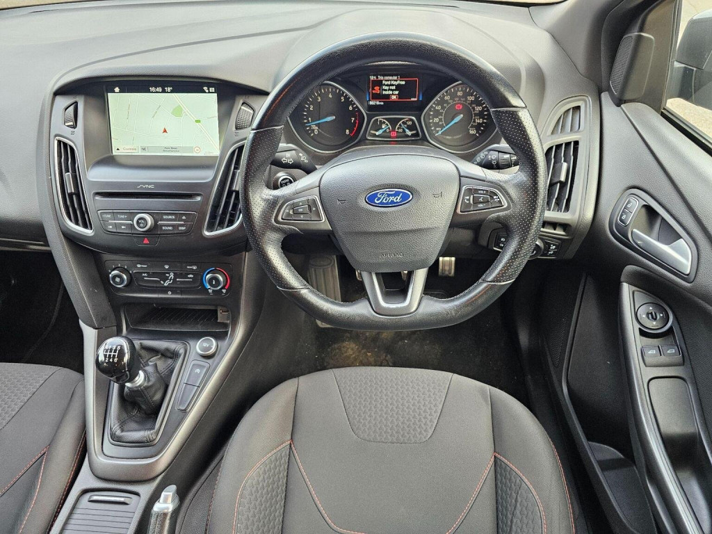 FORD FOCUS