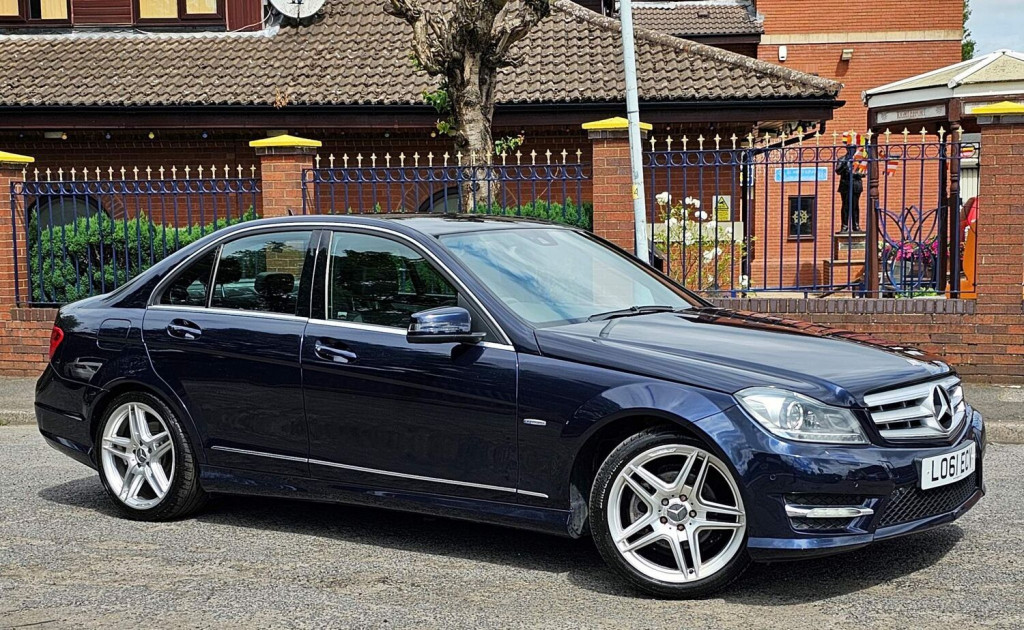 MERCEDES-BENZ C CLASS