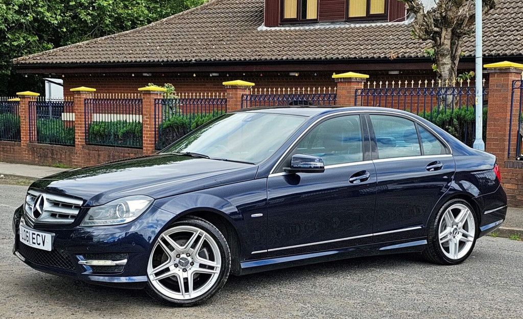 MERCEDES-BENZ C CLASS