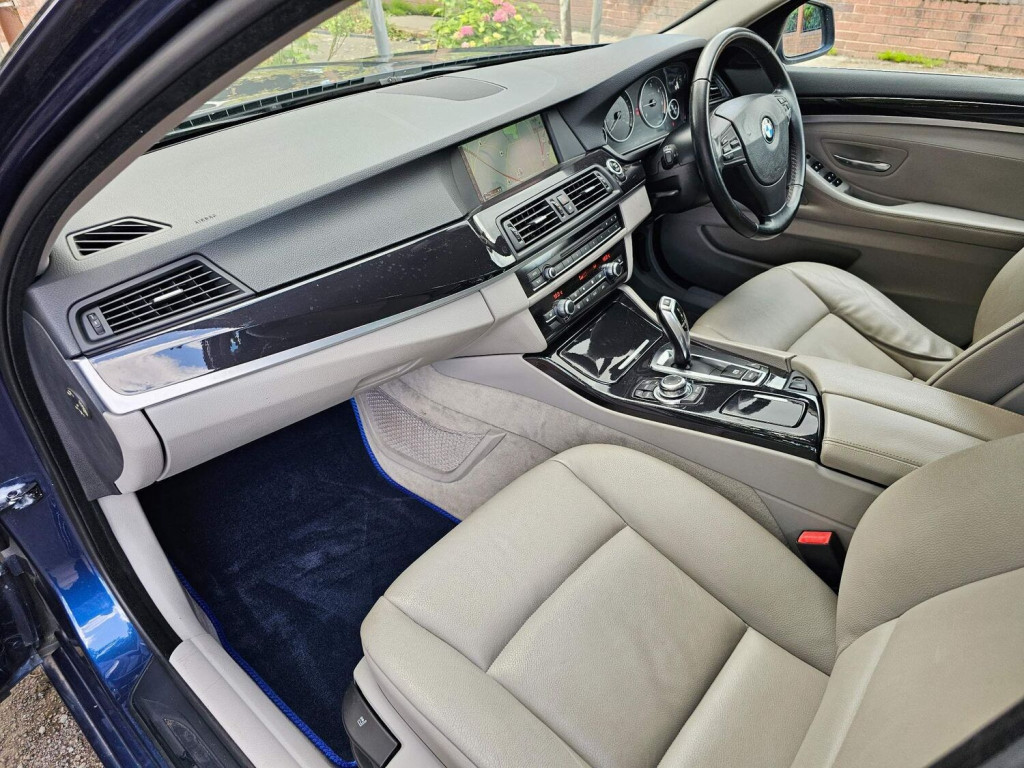 BMW 5 SERIES