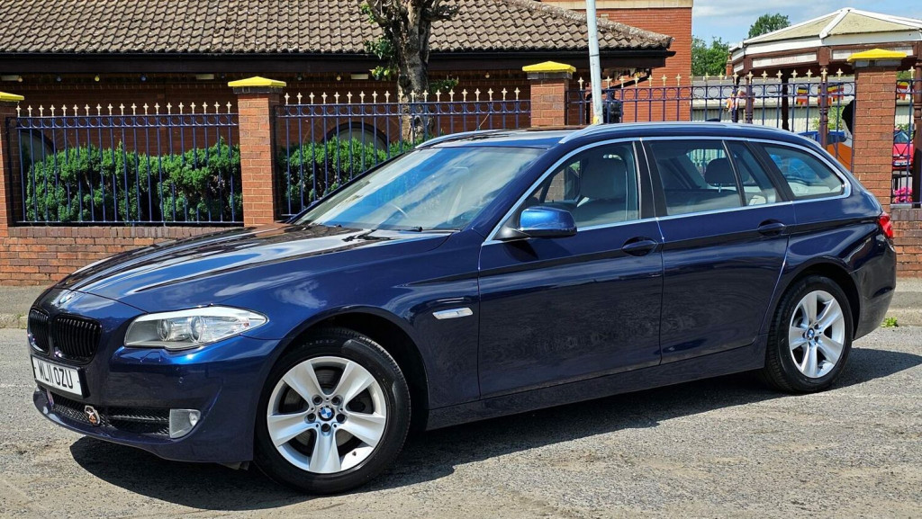 BMW 5 SERIES