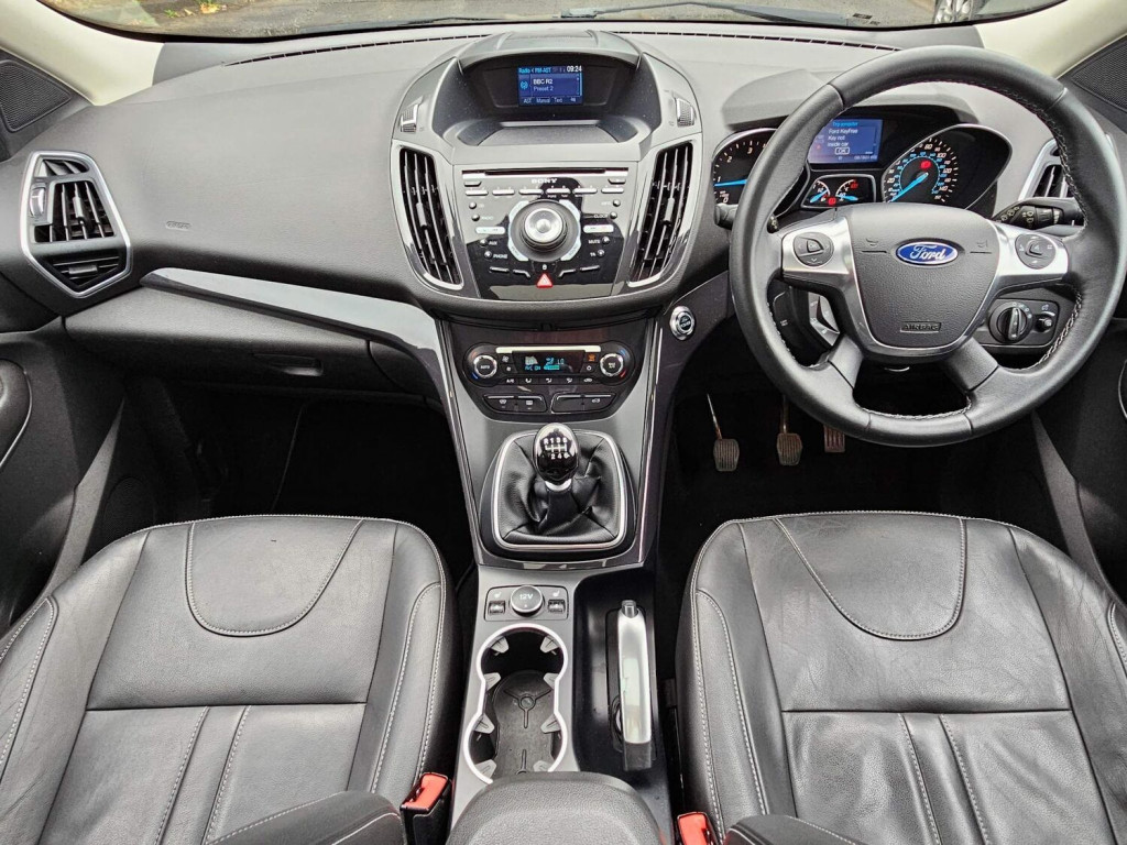 FORD KUGA
