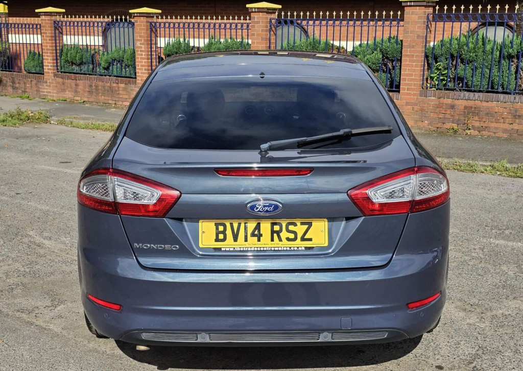FORD MONDEO