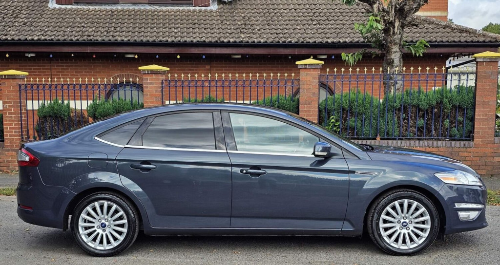 FORD MONDEO