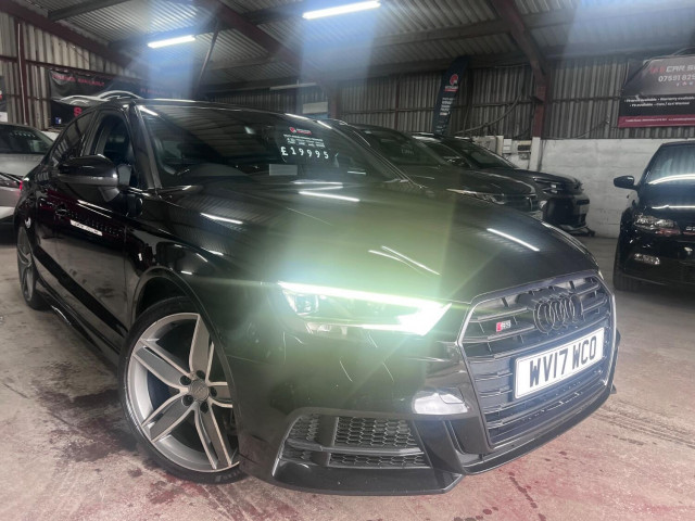 AUDI S3 2.0 TFSI Black Edition