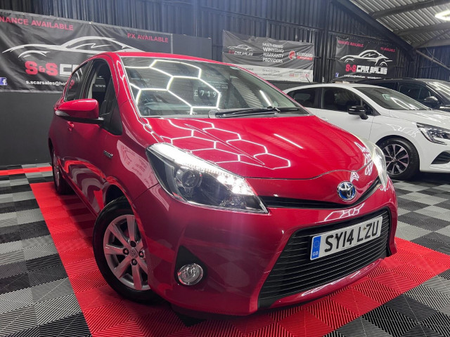 TOYOTA YARIS 1.5 VVT-h Icon Plus