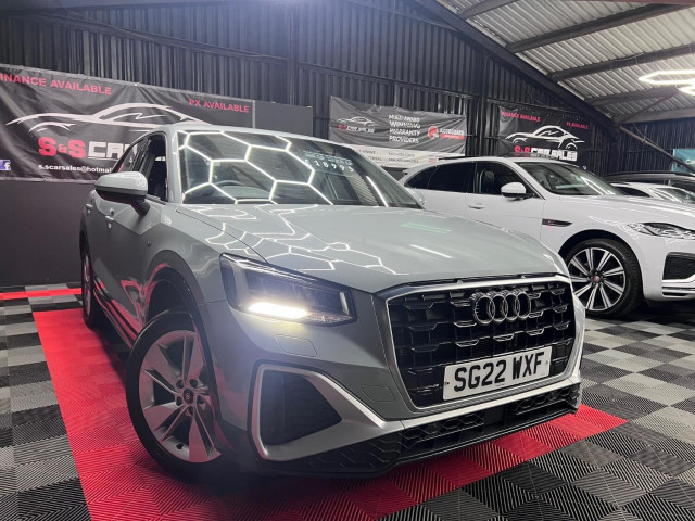 AUDI Q2 1.0 TFSI 30 S line